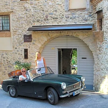 Locus Amoenus Bed & Breakfast 3*